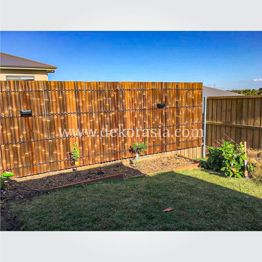 Black half bamboo fence with 4 back slats, decorative inserted and black coco rope - Image 4